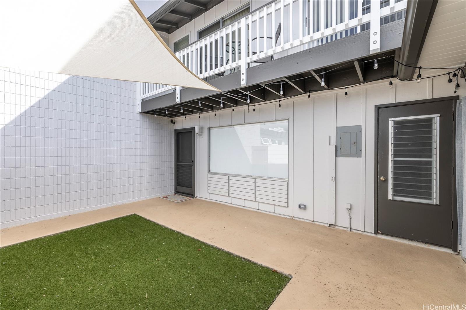 404 Koko Isle Circle, Unit 1802 Honolulu, HI 96825 - Photo 14 of 18