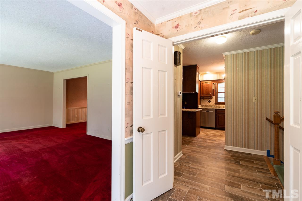 1100 Deboy Street Raleigh, NC 27606 - Photo 3 of 28 Gallery Image 3