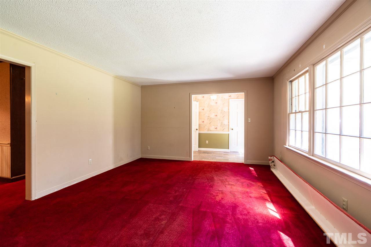 1100 Deboy Street Raleigh, NC 27606 - Photo 6 of 28 Gallery Image 6