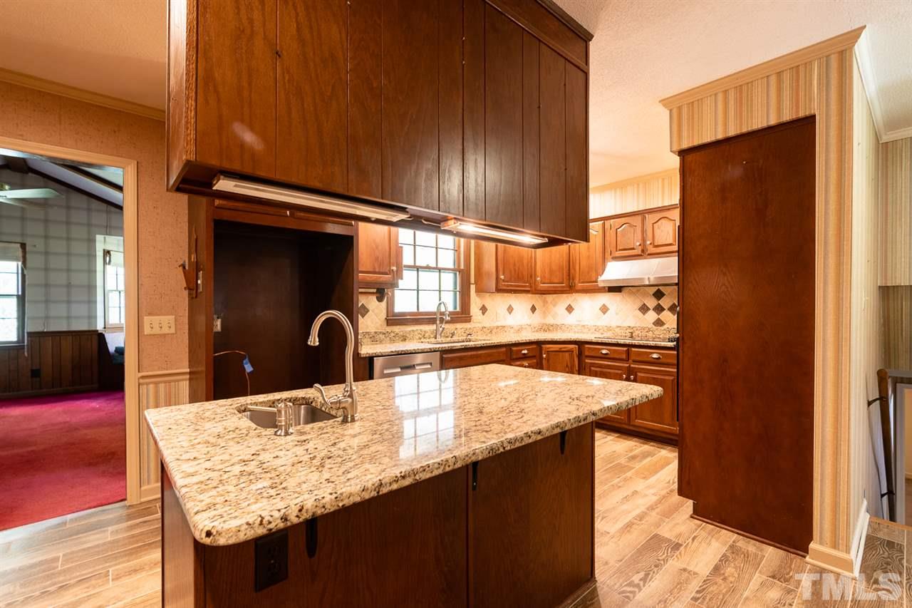 1100 Deboy Street Raleigh, NC 27606 - Photo 8 of 28 Gallery Image 8