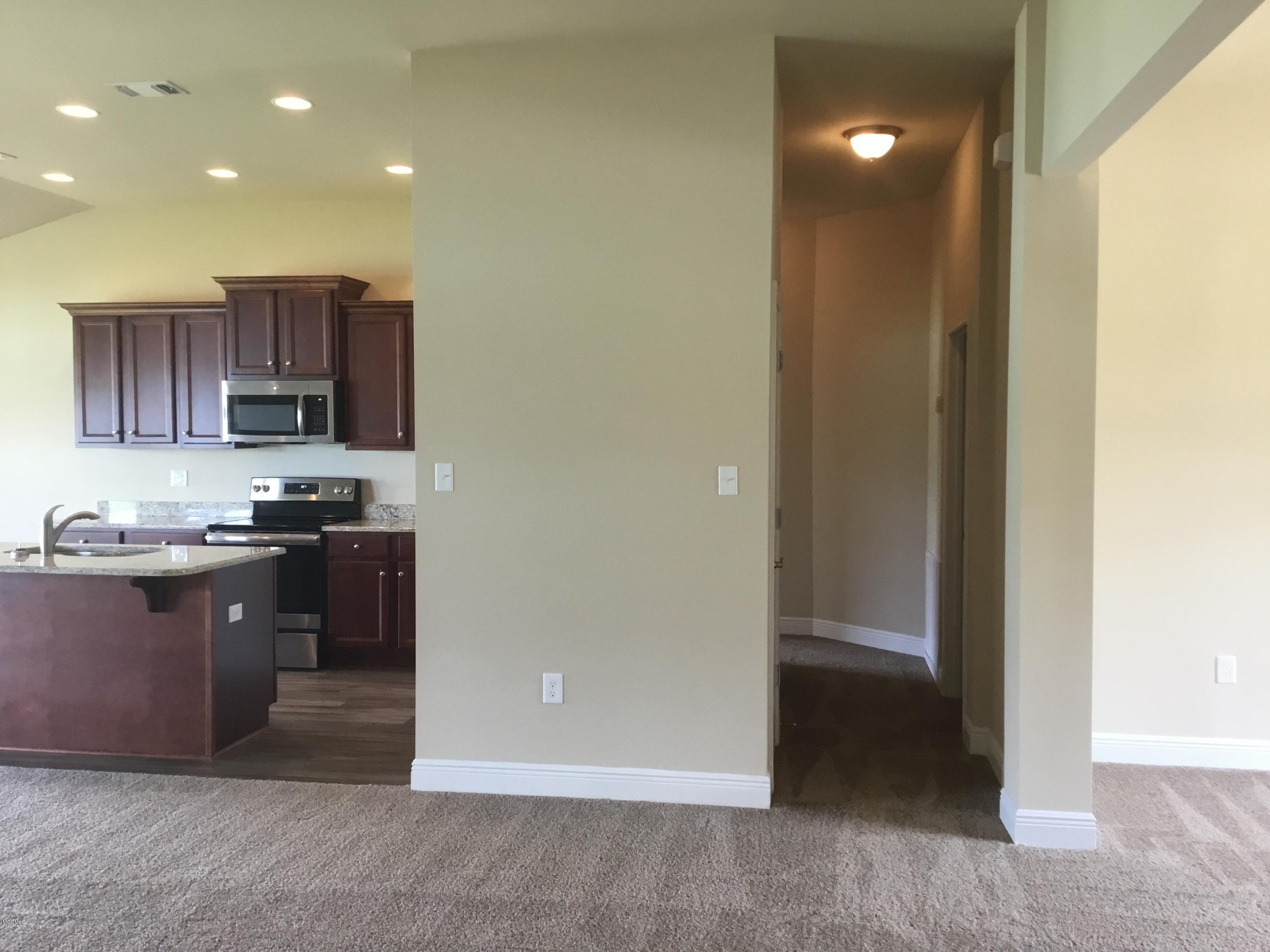 14003 Hudson Krohn Road Biloxi, MS 39532 - Photo 16 of 44 Hallway to Master