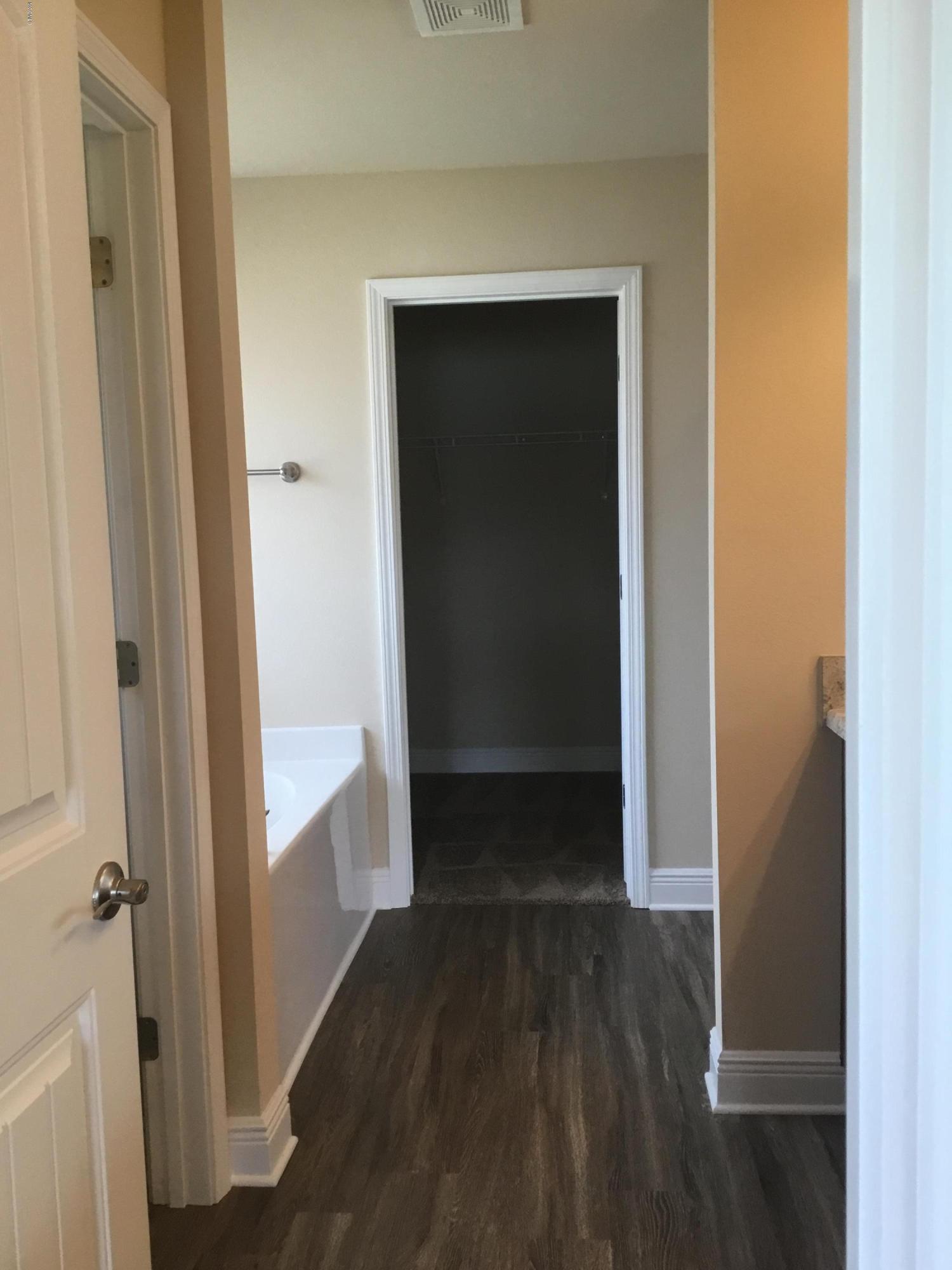 14003 Hudson Krohn Road Biloxi, MS 39532 - Photo 32 of 44 Master Spa