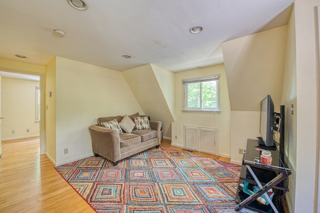 331 Mountain Street Sharon, MA 02067 - Photo 25 of 33