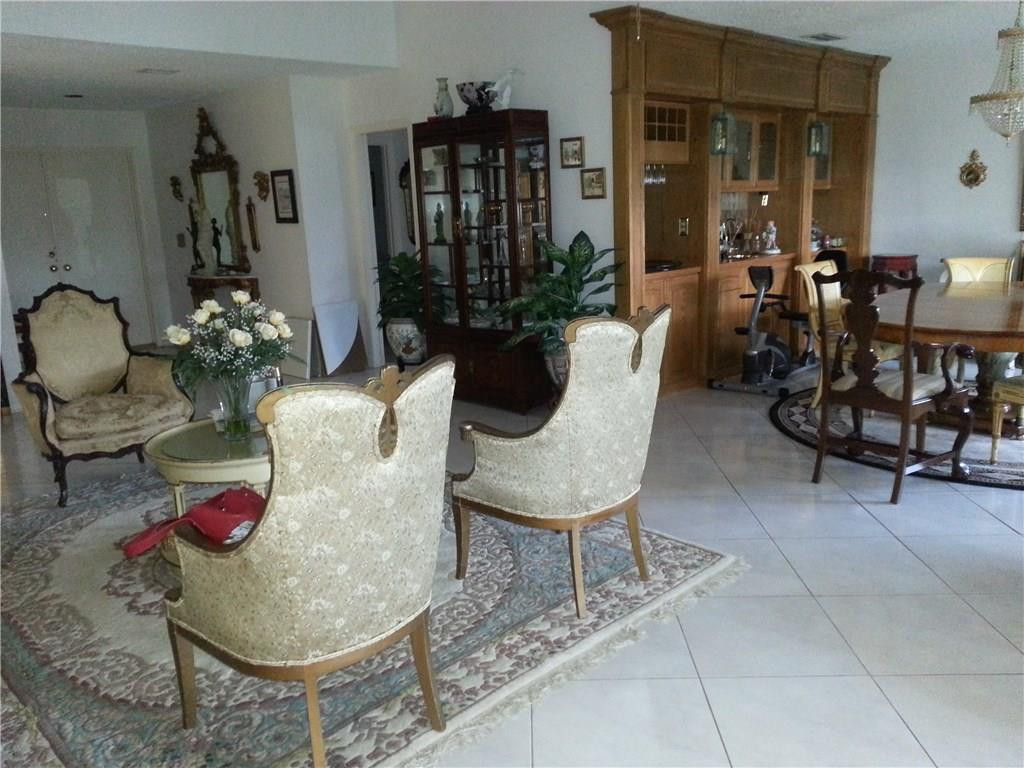 22029 Colony Drive Boca Raton, FL 33433 - Photo 2 of 12 Photo 2