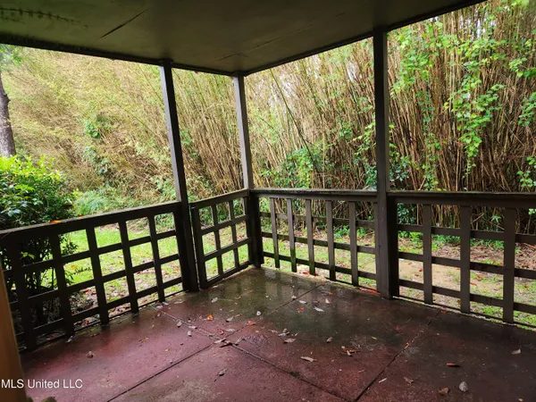 $95,000 | 413 Kahler Street, Unit 27, Gulfport, MS 39507