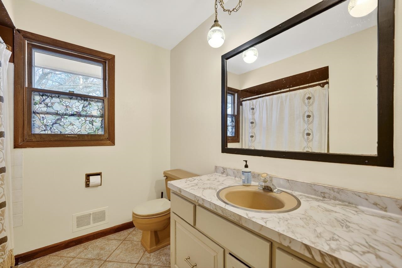 3482 Rockview Road Rockford, IL 61109 - Photo 18 of 33 Gallery Image 18