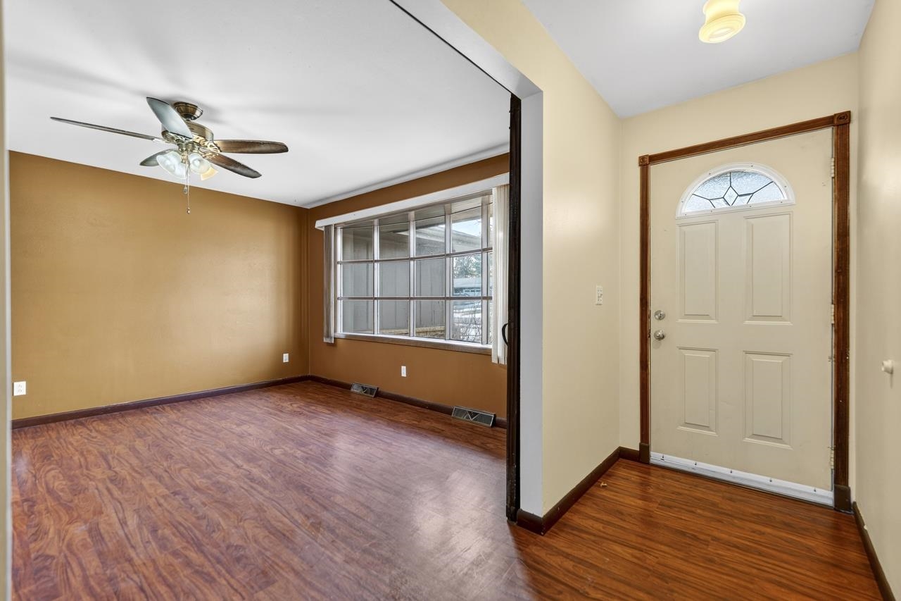 3482 Rockview Road Rockford, IL 61109 - Photo 5 of 33