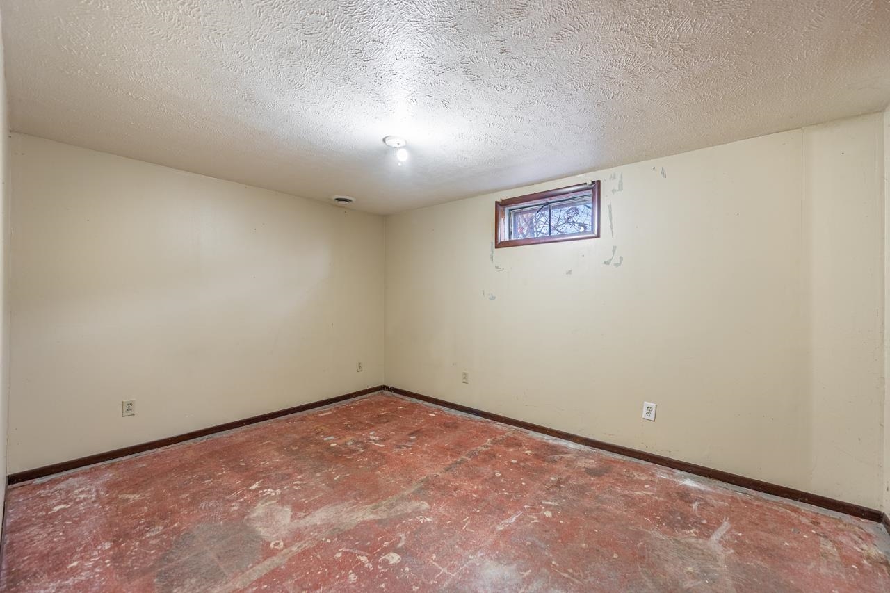 3482 Rockview Road Rockford, IL 61109 - Photo 10 of 33