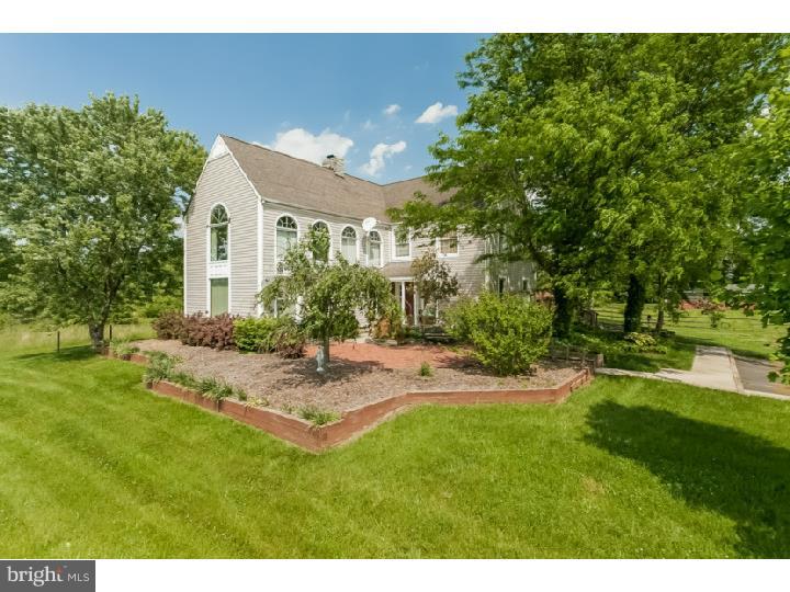 606 Smithville Road Southampton, NJ 08088 - Photo 3 of 25