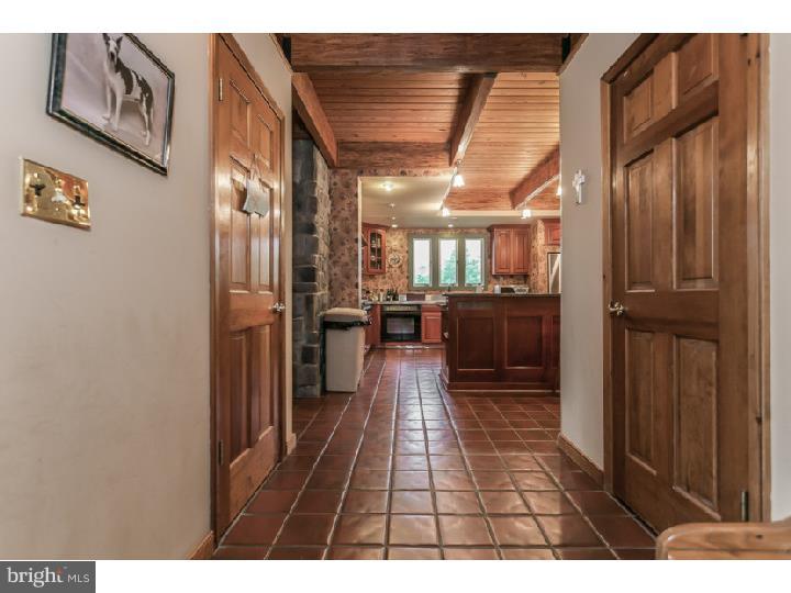 606 Smithville Road Southampton, NJ 08088 - Photo 6 of 25