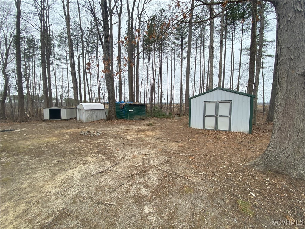 165 Boston Hill Road Cartersville, VA 23027 - Photo 13 of 40 Gallery Image 13