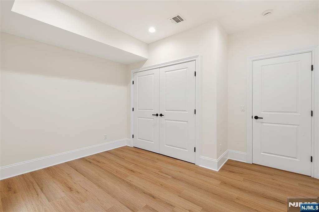 13 Harding Place Livingston, NJ 07039 - Photo 43 of 50