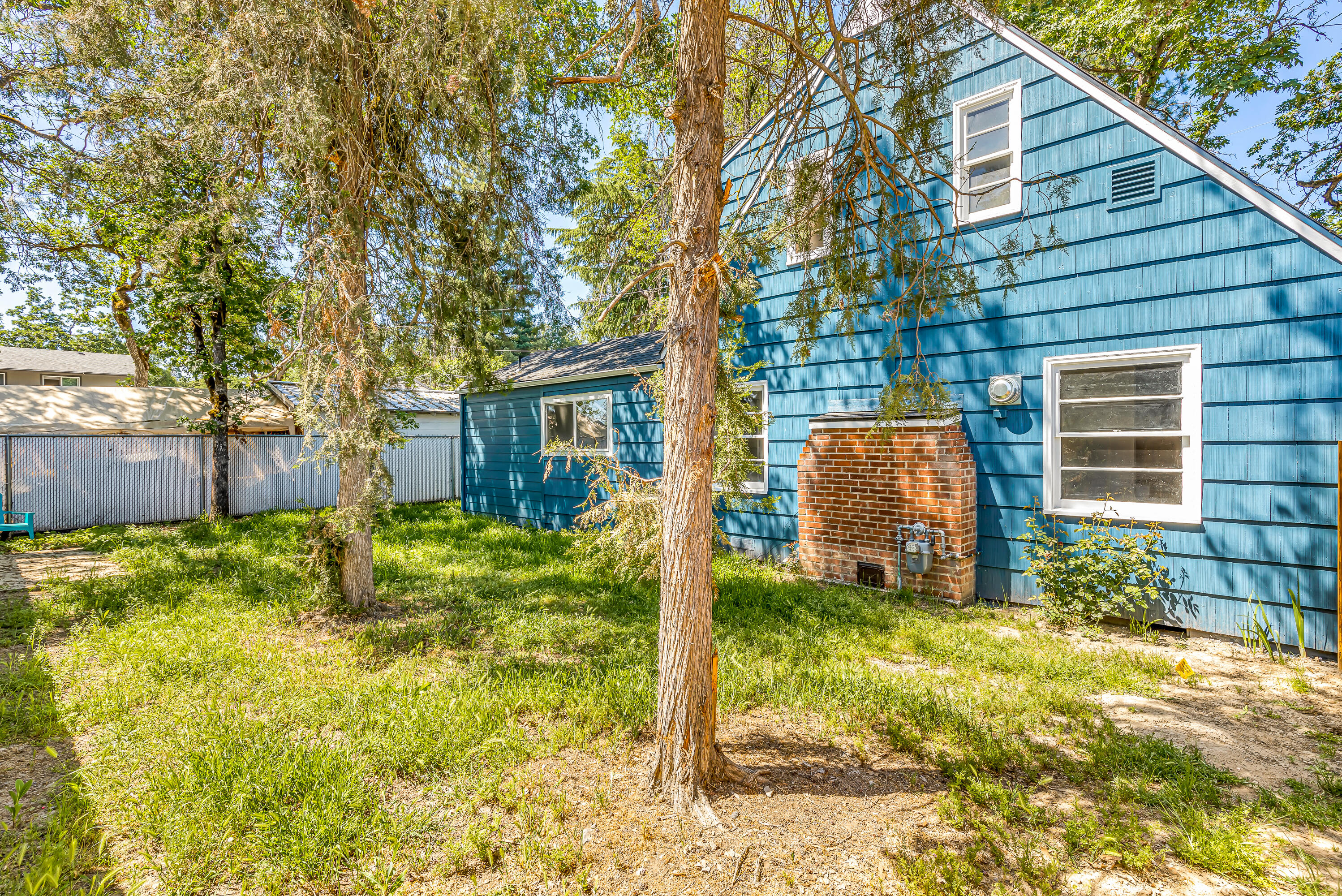 52 Oak Grove Road Medford, OR 97501 - Photo 33 of 41 9R9A9681
