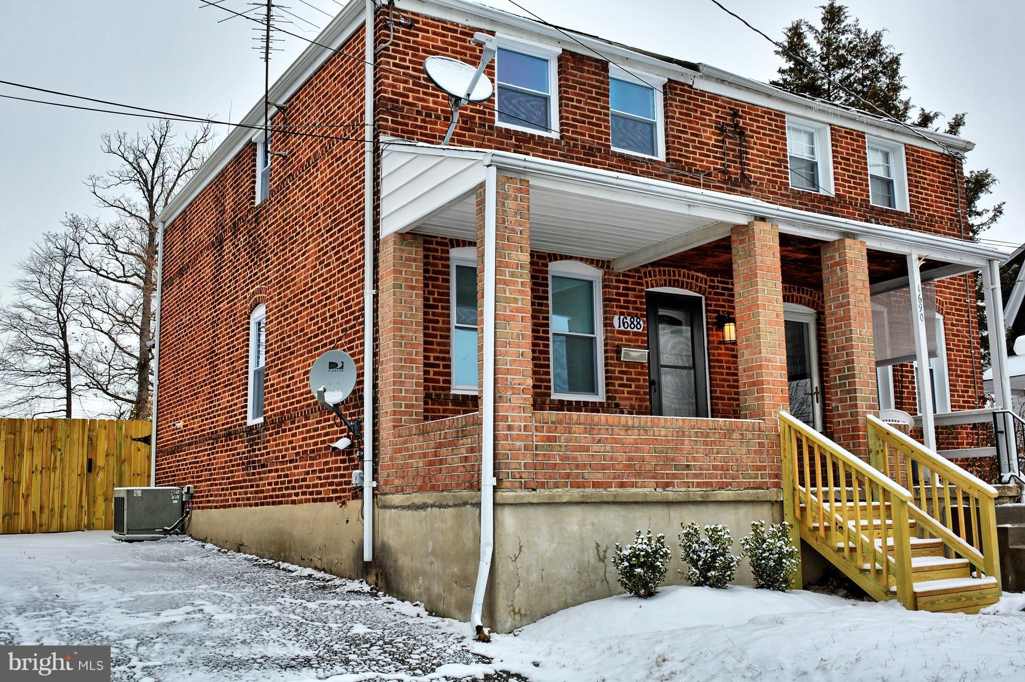 1688 Yakona Road Baltimore, MD 21286 - Photo 2 of 13 Exterior (Front)
