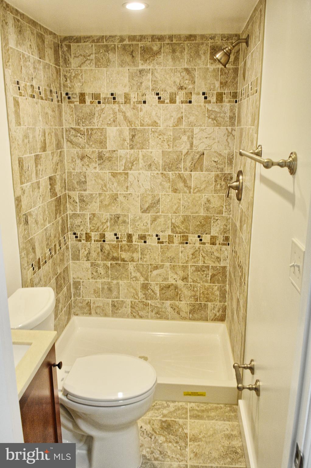 1688 Yakona Road Baltimore, MD 21286 - Photo 12 of 13 Bath