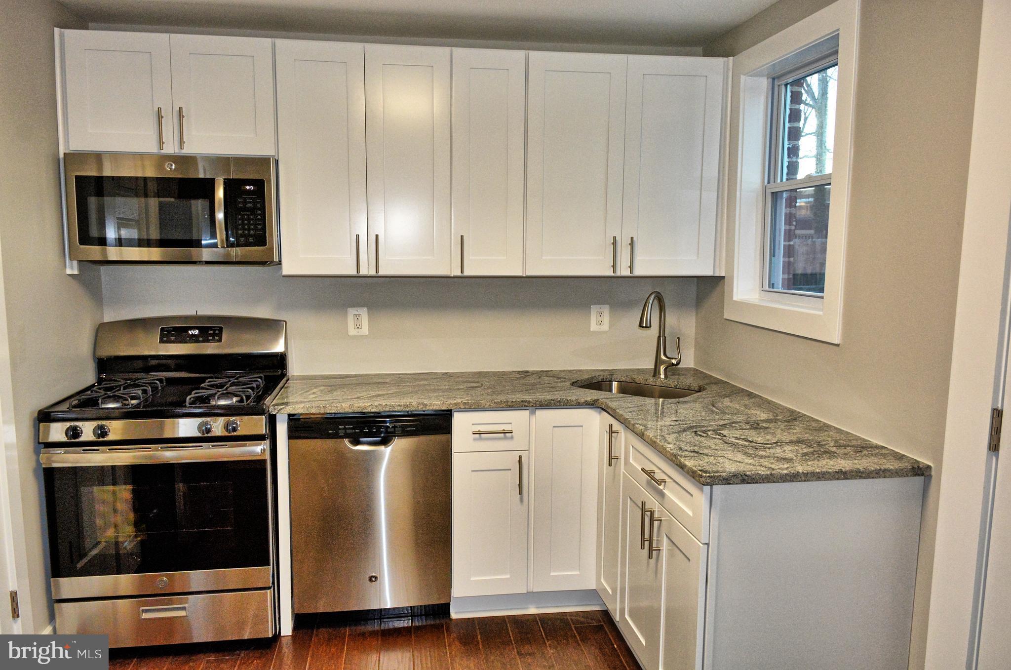 1688 Yakona Road Baltimore, MD 21286 - Photo 4 of 13 Kitchen