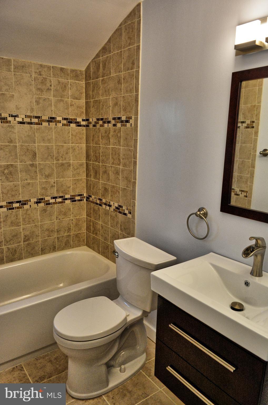1688 Yakona Road Baltimore, MD 21286 - Photo 10 of 13 Bath