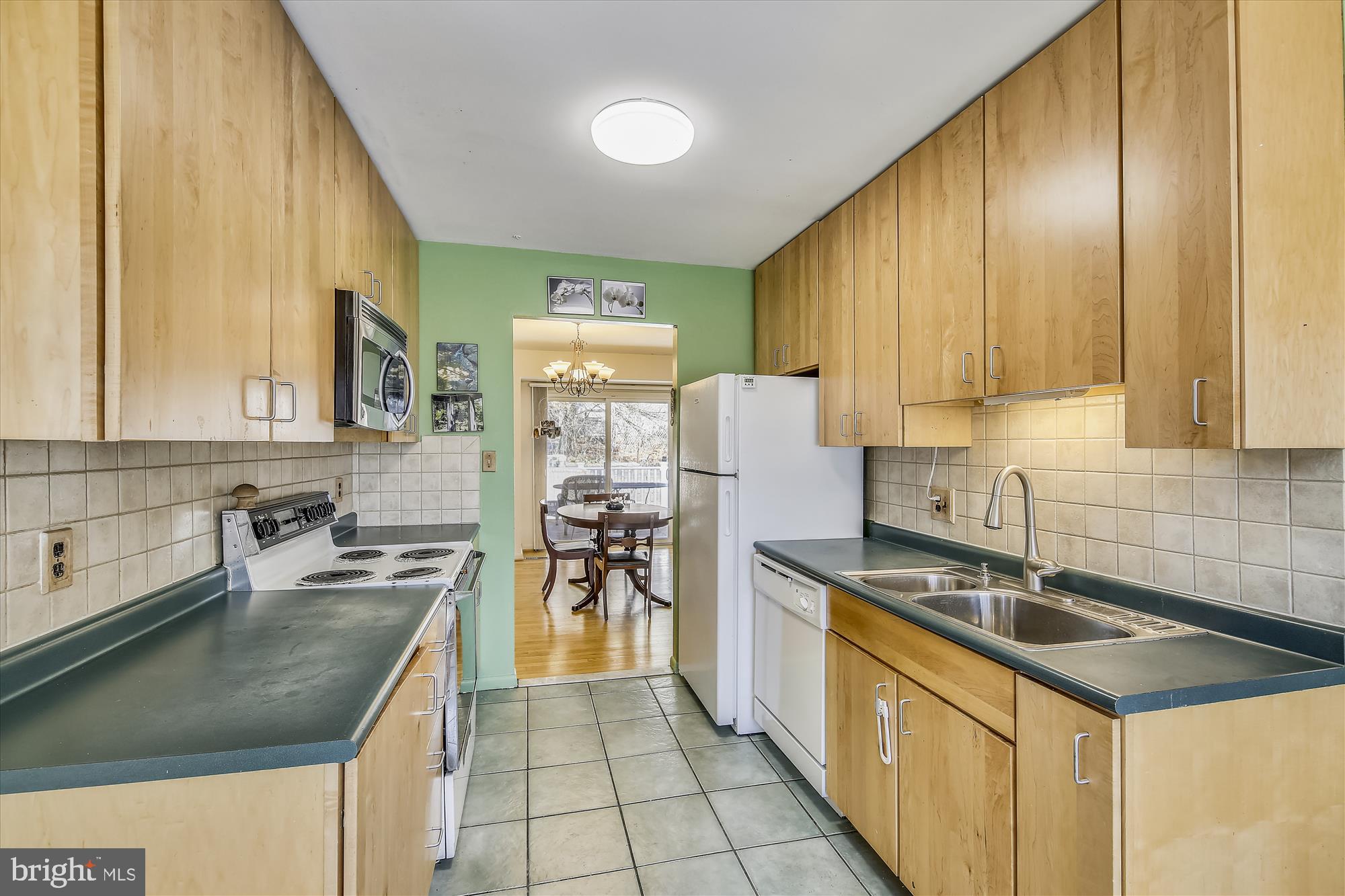 11211 Healy Street Silver Spring, MD 20902 - Photo 12 of 30 Kitchen