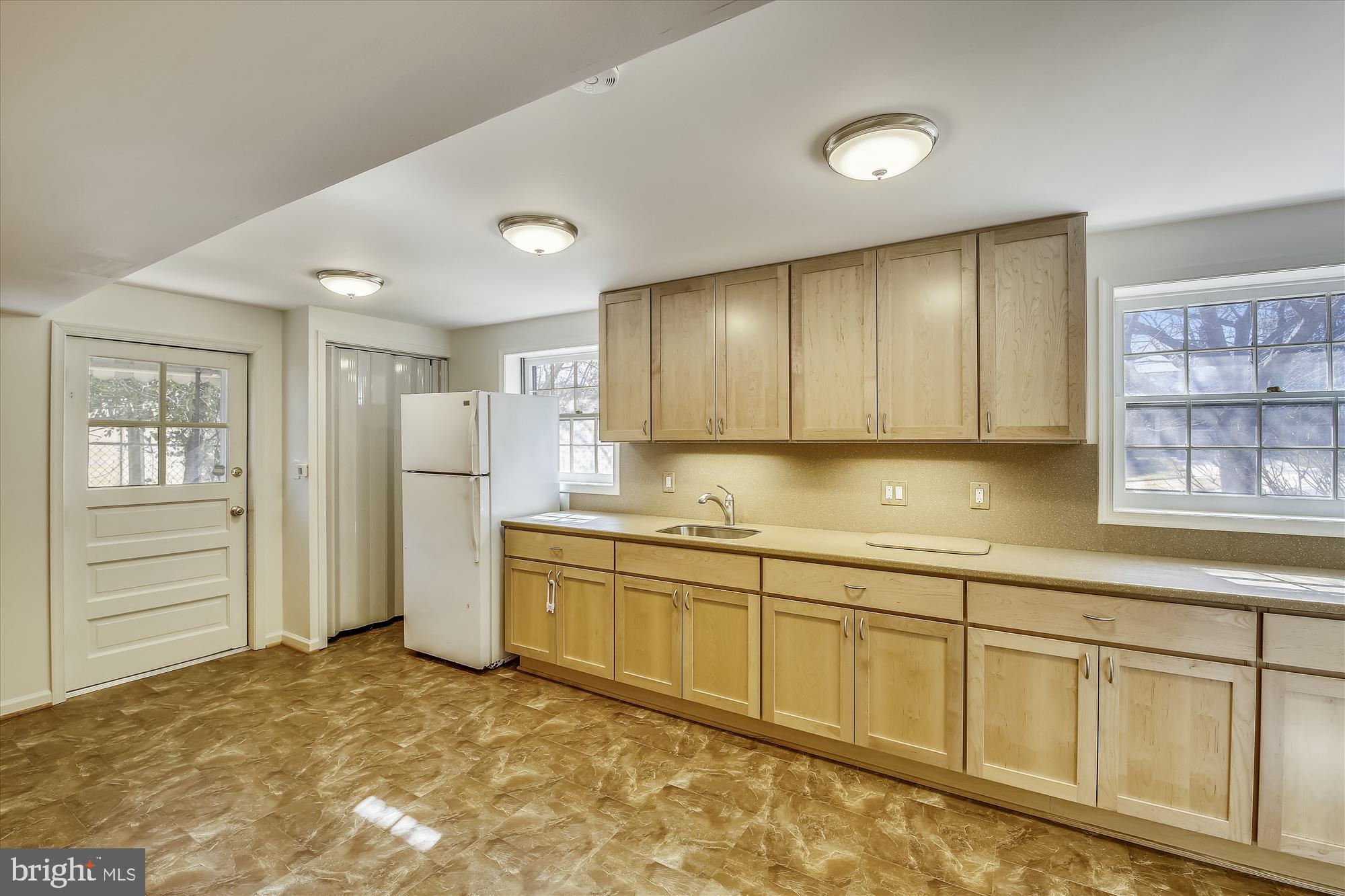 11211 Healy Street Silver Spring, MD 20902 - Photo 24 of 30 Kitchen 2