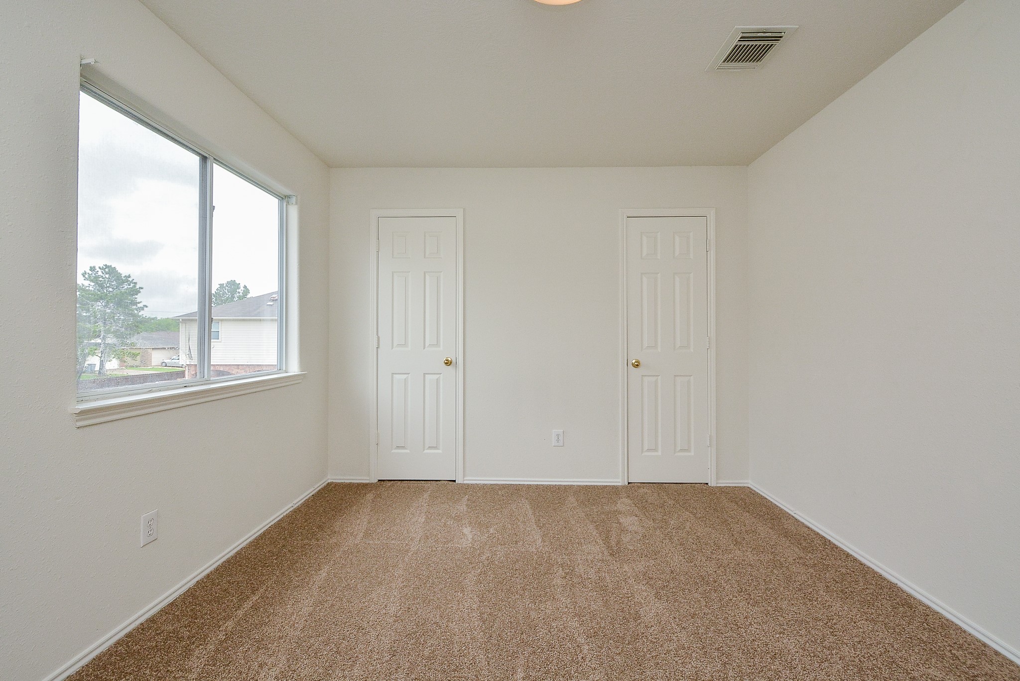 18326 Thicket Grove Road Houston, TX 77084 - Photo 31 of 50 a view of empty room with window