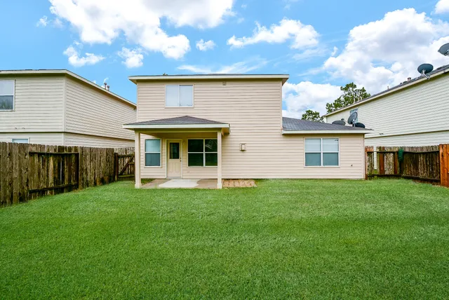 $2,000 | 18326 Thicket Grove Road, Houston, TX 77084