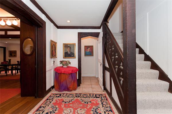 41 Dorset Road Newton, MA 02468 - Photo 2 of 22