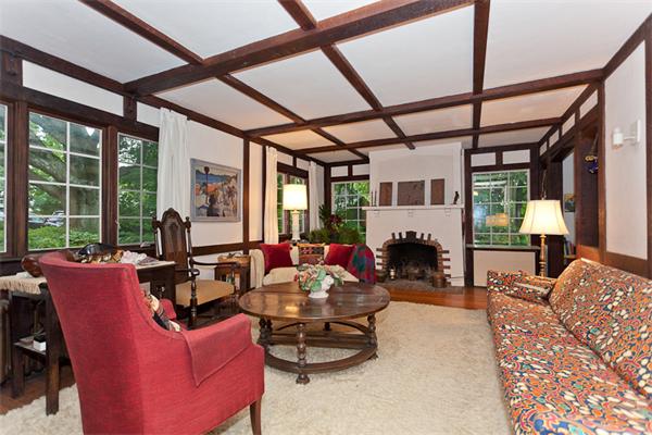 41 Dorset Road Newton, MA 02468 - Photo 4 of 22