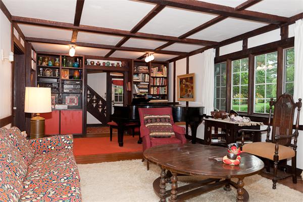 41 Dorset Road Newton, MA 02468 - Photo 6 of 22