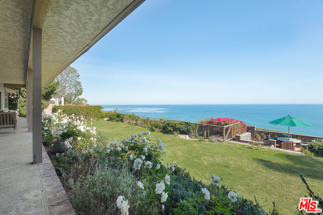 29008 Cliffside Drive Malibu, CA 90265 - Photo 5 of 28 a view of a city