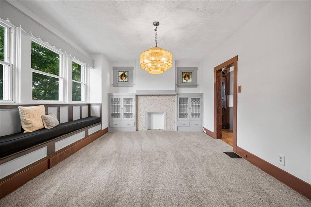 3123 Willett Road Pittsburgh, PA 15227 - Photo 2 of 35 Gallery Image 2