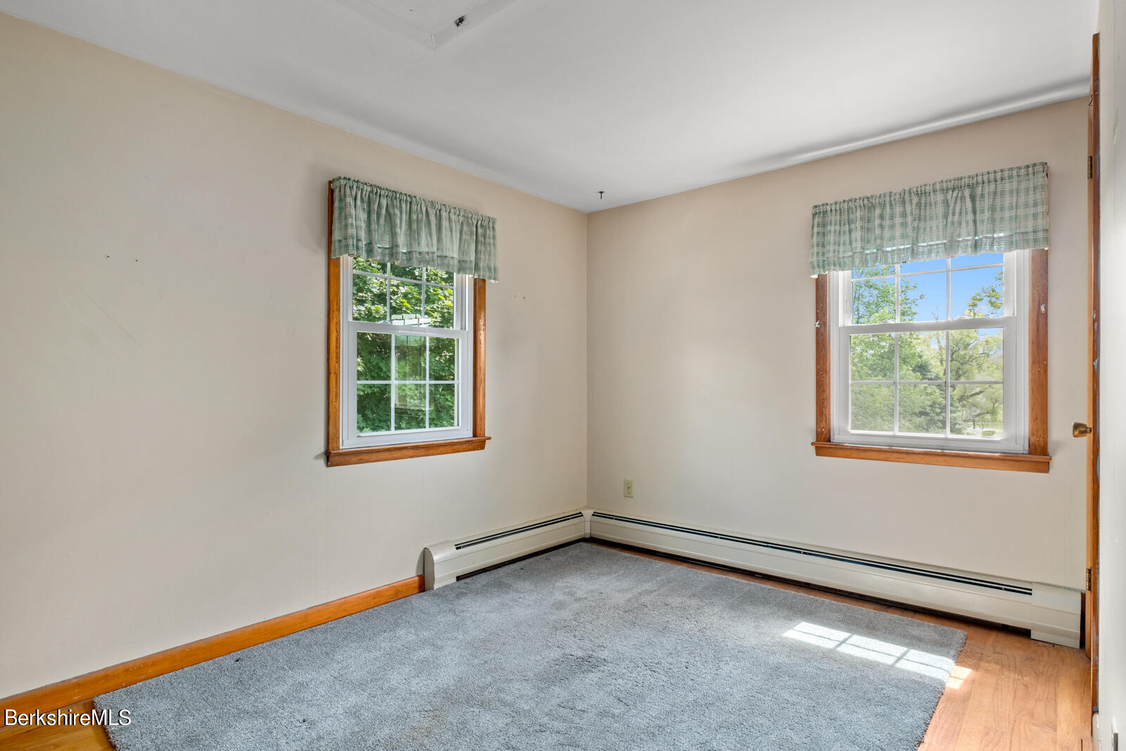 995 North Hoosac Road Williamstown, MA 01267 - Photo 21 of 37 22-995-N-Hoosac