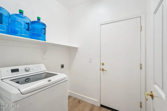 $2,500 | 1927 West Kuralt Drive, Phoenix, AZ 85086