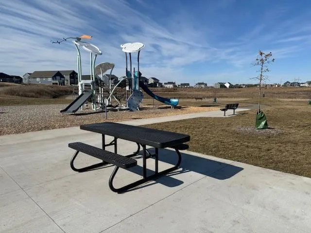 $508,990 | 4855 Is Pk Drive, Woodbury, MN 55129