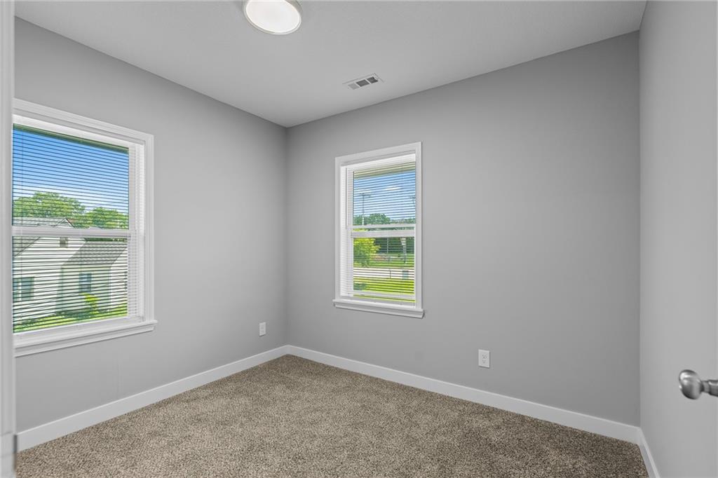 7330 Ozark Road Kansas City, MO 64129 - Photo 21 of 29