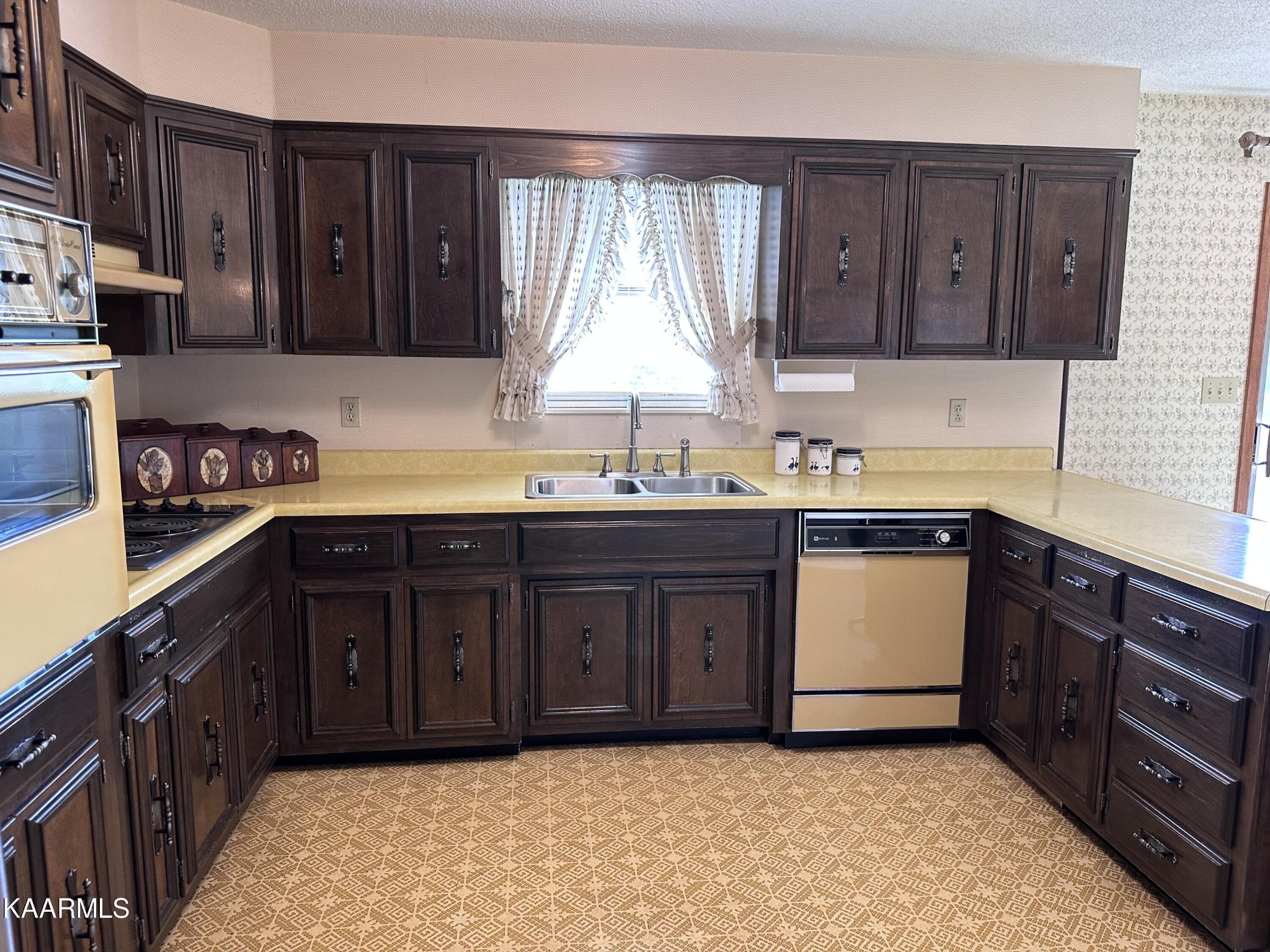 208 Ridge Road Maryville, TN 37803 - Photo 24 of 57 Gallery Image 24