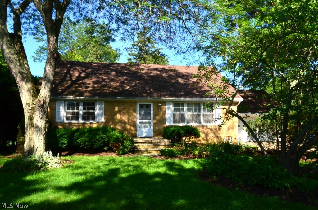 12008 Robson Road Grafton, OH 44044 - Photo 1 of 23 Gallery Image 1