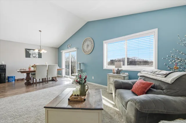 $274,999 | 1011 Alexander Court, Montrose, MN 55363