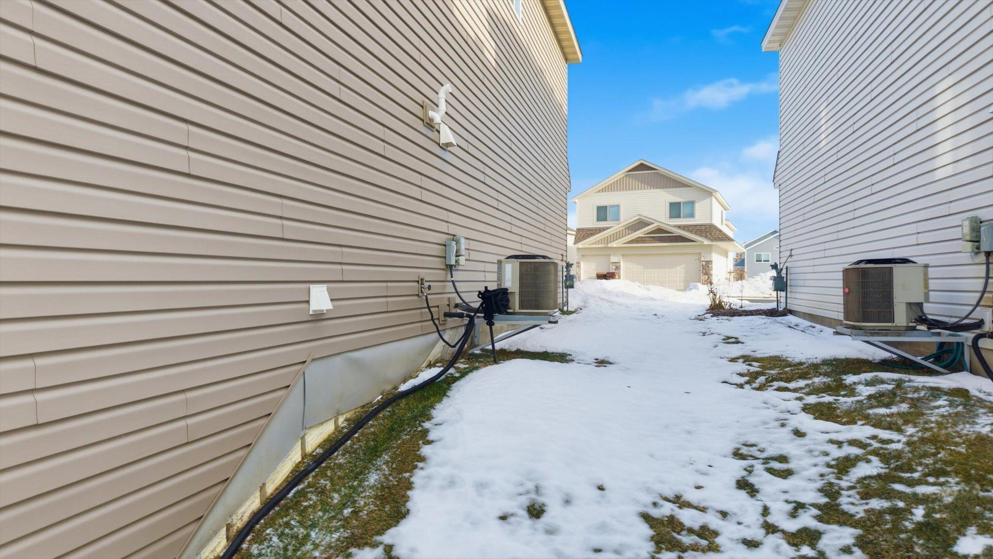 1011 Alexander Court Montrose, MN 55363 - Photo 35 of 38