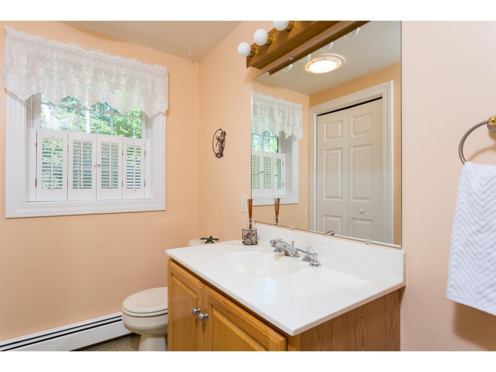 30 Cooper Road Barrington, NH 03825 - Photo 16 of 36