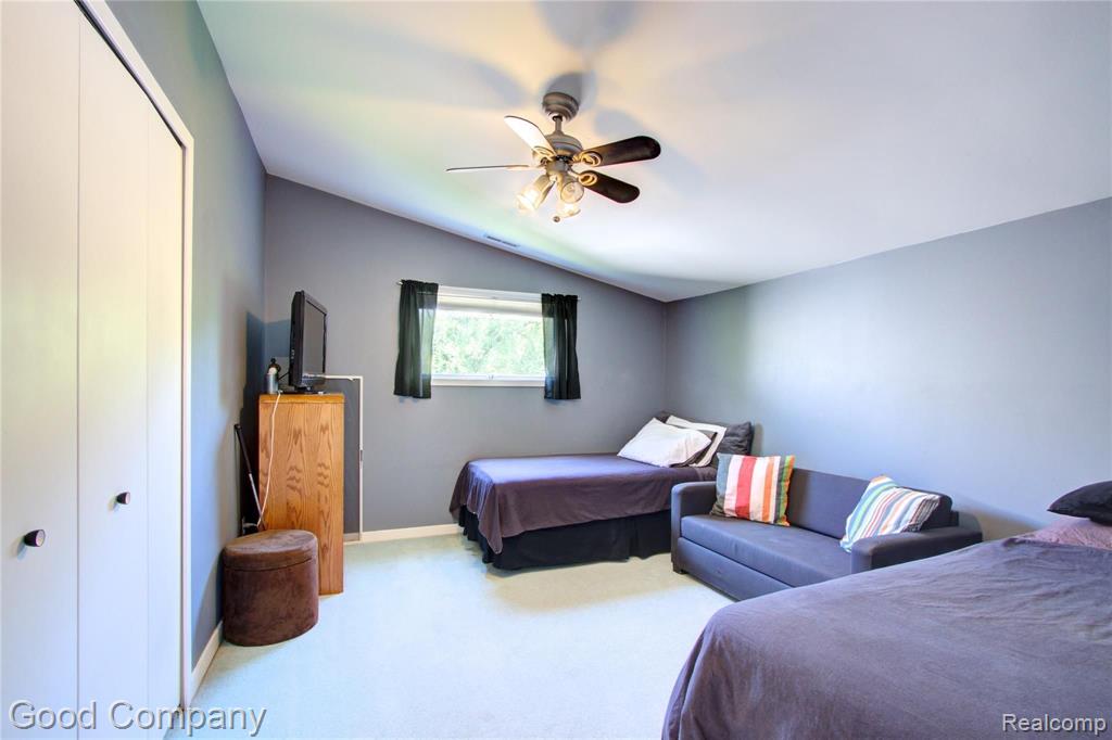 21642 Ruth Street Farmington Hills, MI 48336 - Photo 28 of 51