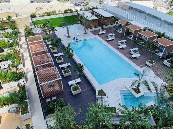 $3,100 | 987 Queen Street, Unit 806, Honolulu, HI 96814