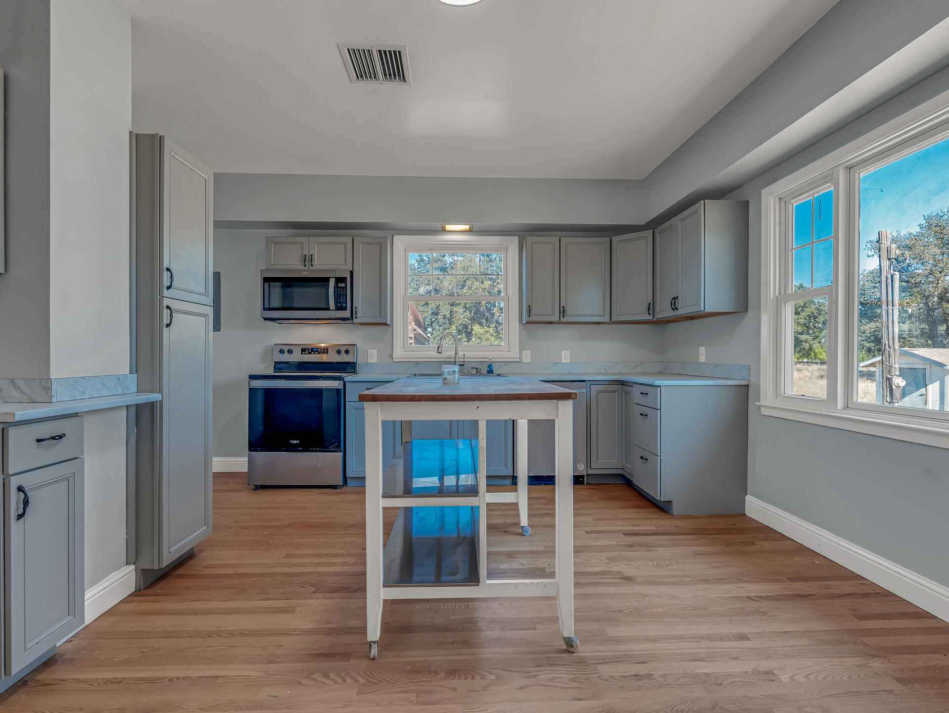5924 Deschutes Road Anderson, CA 96007 - Photo 10 of 46 5924DeschutesRoad-29