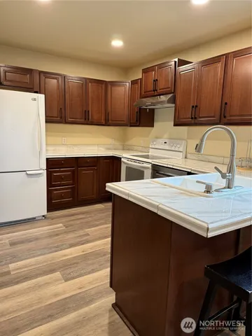 $1,800 | 204 West Pennsylvania Avenue, Unit 4, Roslyn, WA 98941