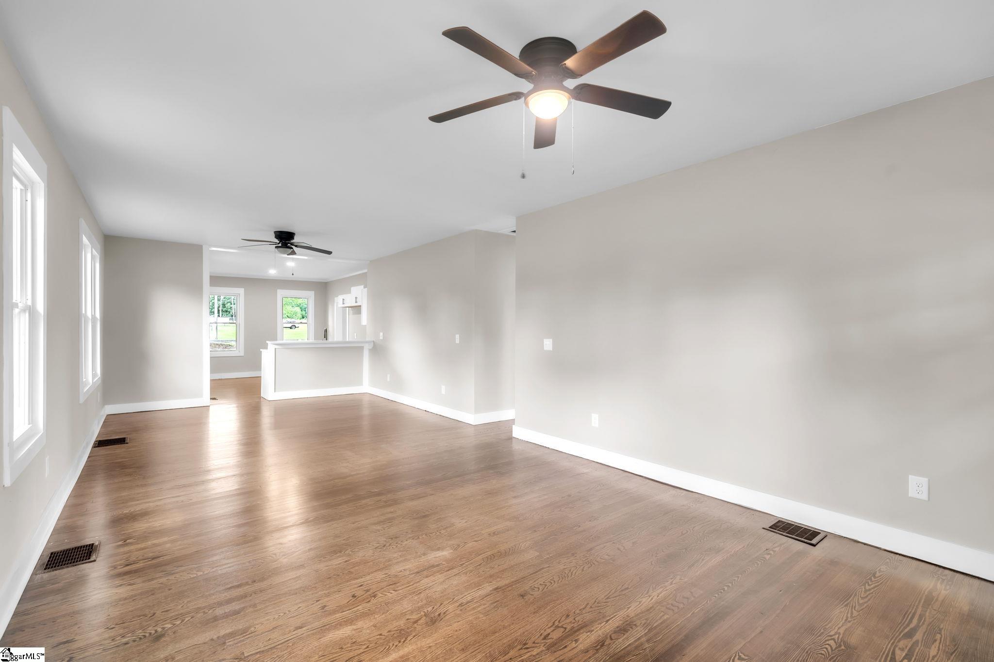 301 Anderson Street Pelzer, SC 29669 - Photo 10 of 31