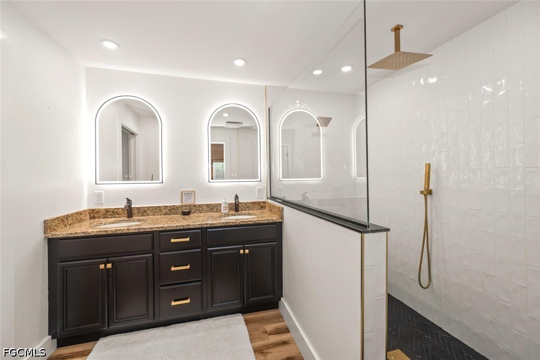 2401 Leavitt Road Alva, FL 33920 - Photo 15 of 33 Gallery Image 15