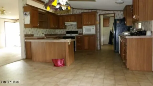 $159,000 | 11500 Clay County Highway, Moss, TN 38575