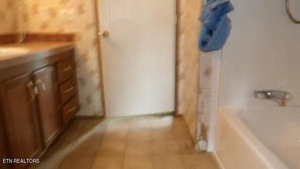 $159,000 | 11500 Clay County Highway, Moss, TN 38575