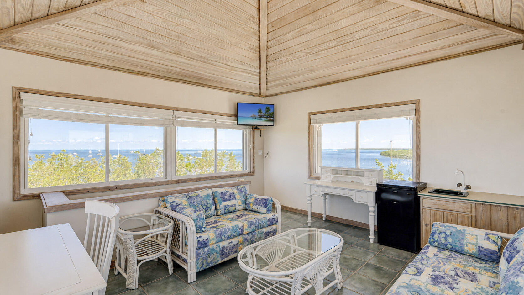 1101 Mastic Street Islamorada, FL 33036 - Photo 111 of 136 tv-8