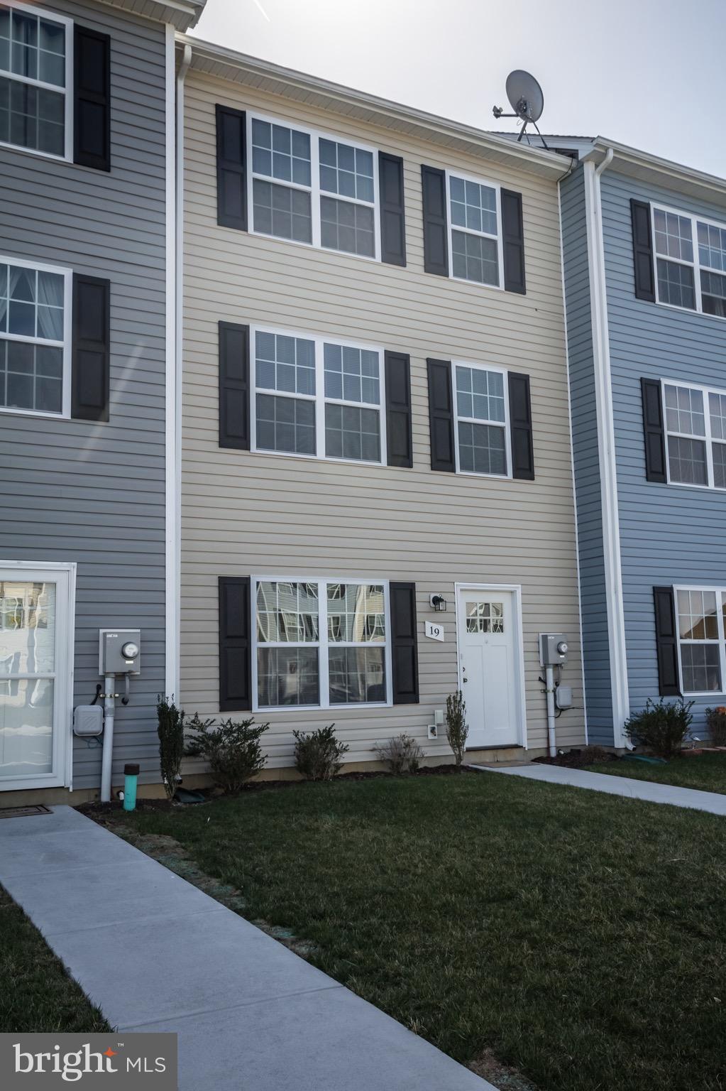 19 Baltic Court Inwood, WV 25428 - Photo 2 of 29 Exterior (Front)