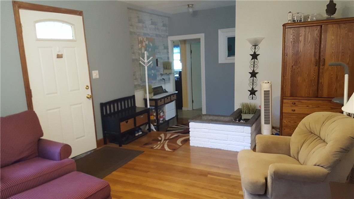 21 Pine Swamp Road Cumberland, RI 02864 - Photo 5 of 11 Living Room